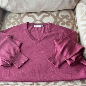 Peter Millar  men’s purple wool V-Neck Sweater LARGE